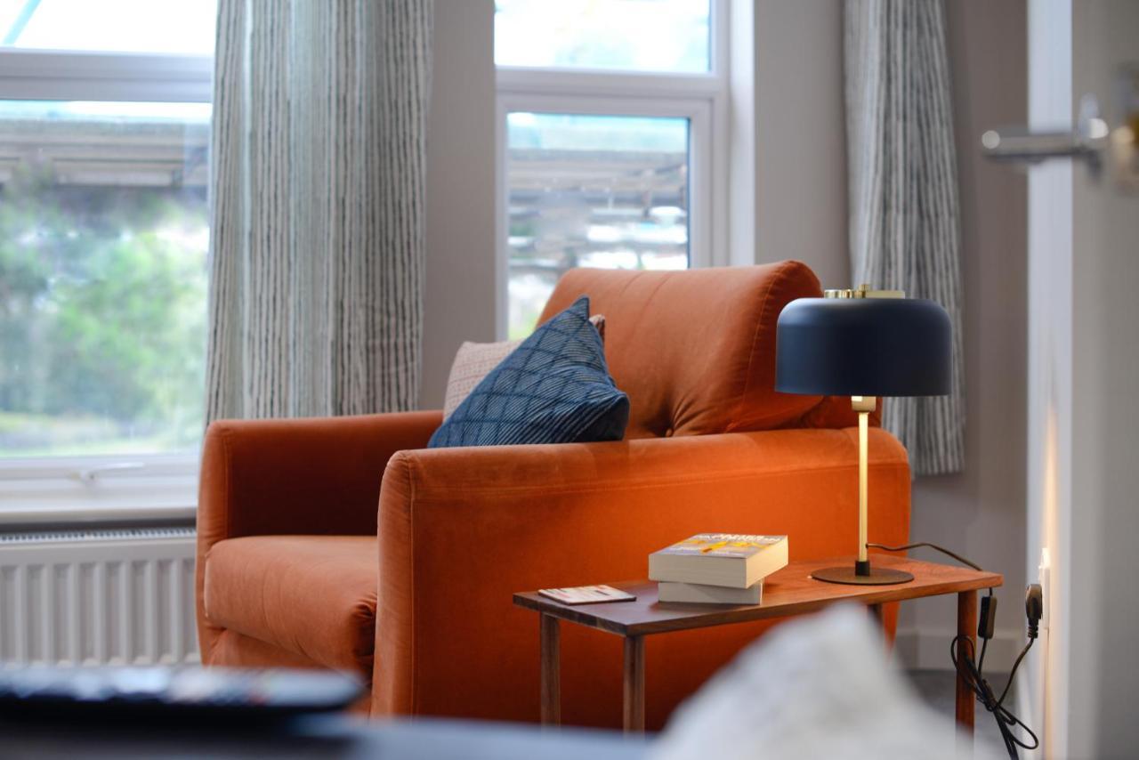 Apartment Three - Free Private Car Park - Sleeps 6 - 3 Shower Rooms - By Ocean City Retreats Plymouth Esterno foto