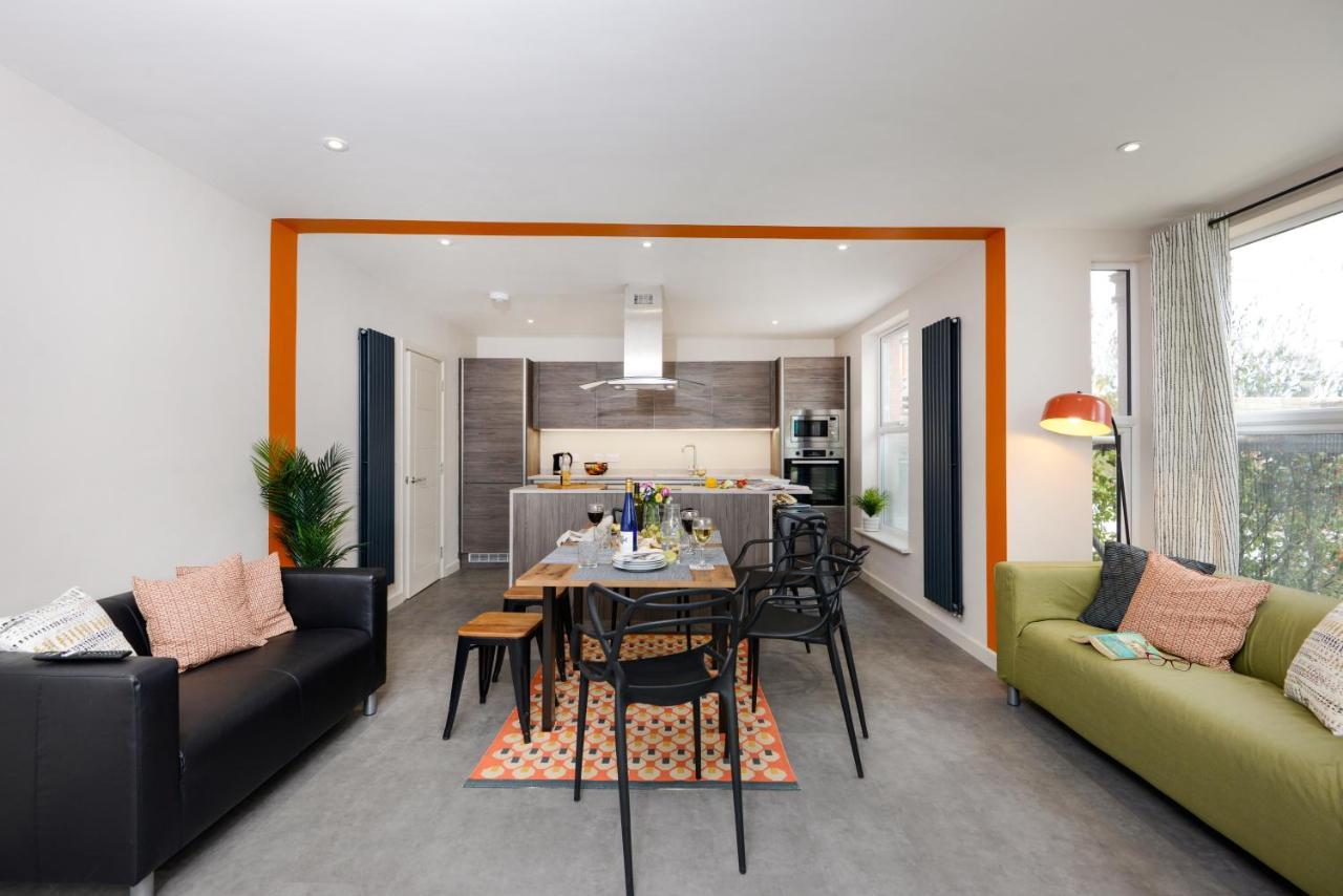 Apartment Three - Free Private Car Park - Sleeps 6 - 3 Shower Rooms - By Ocean City Retreats Plymouth Esterno foto