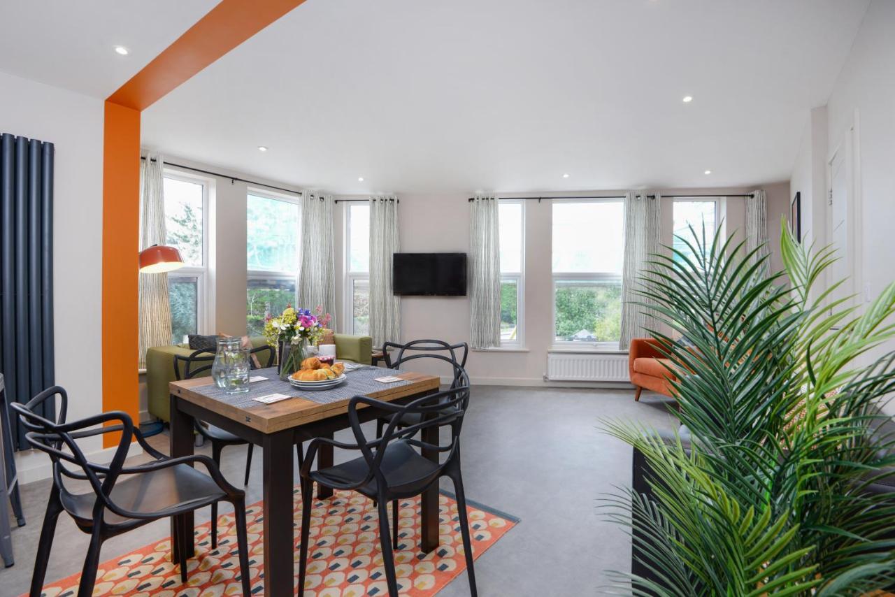 Apartment Three - Free Private Car Park - Sleeps 6 - 3 Shower Rooms - By Ocean City Retreats Plymouth Esterno foto