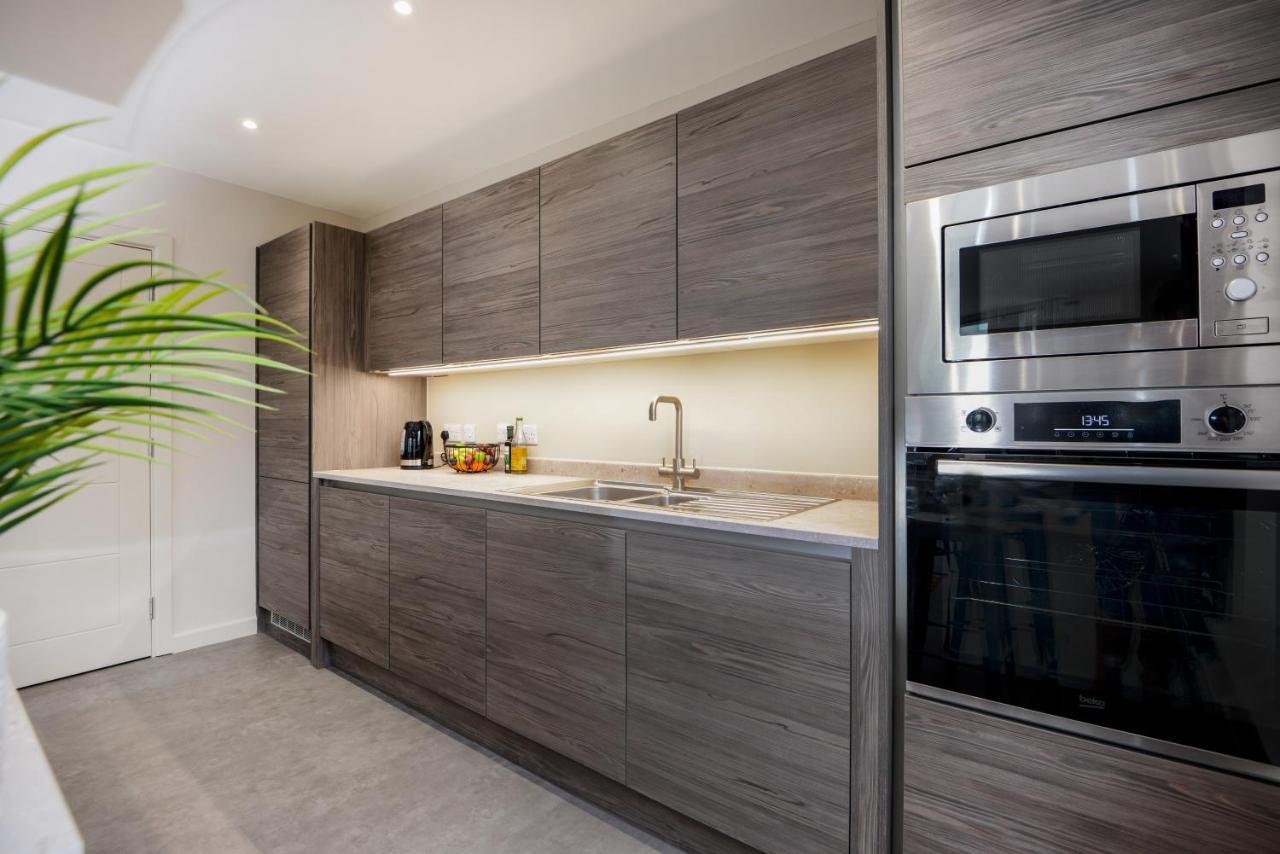 Apartment Three - Free Private Car Park - Sleeps 6 - 3 Shower Rooms - By Ocean City Retreats Plymouth Esterno foto